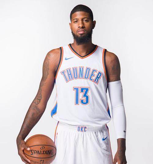 4号秀克尼佩尔三分9中6空砍26分，个人连续3场20+（四号秀克尼佩尔三分9投6中轰下26分，连续3场20+仍难救主）