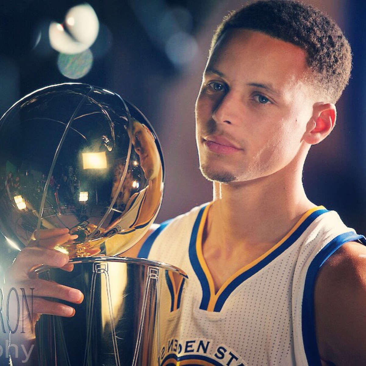 足球世界杯裁判否认偏袒传闻（世界杯裁判发声：未偏袒任何一方）