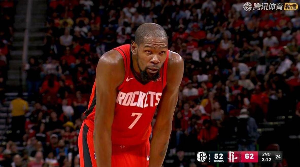 图片报：拜仁认真考虑格里马尔多，但尚未接触球员和勒沃库森（图片报：拜仁对格里马尔多兴趣浓厚，尚未与球员及勒沃库森接触）