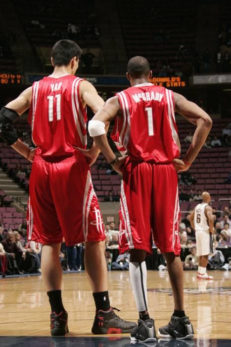 森林狼vs凯尔特人前瞻：布朗出战成疑，森林狼力争终结连败（凯尔特人战森林狼前瞻：杰伦·布朗出战成疑，狼队力争止连败）