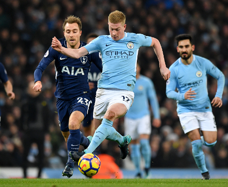 外媒：下赛季欧冠联赛阶段用球将采用白+薄荷绿+紫创新配色（外媒：欧冠下赛季比赛用球将启用白、薄荷绿与紫的全新配色）