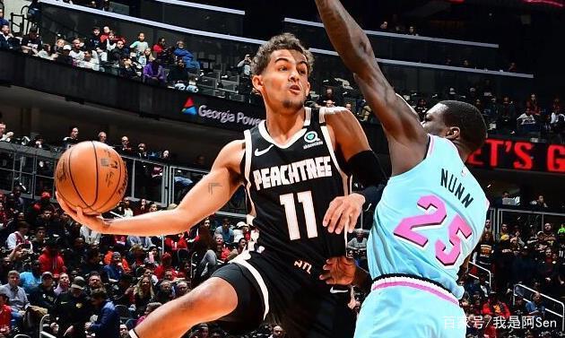 马卡：维尼修斯和皇马续约谈判远未达成，期限与年薪上有分歧（马卡报：皇马与维尼修斯续约受阻，合同期限与年薪尚未谈拢）