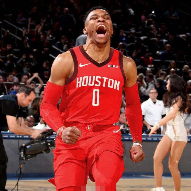 意甲战报：索尔斯比头球制胜，热那亚2-1力克维罗纳（意甲：索尔斯比头球建功，热那亚2-1击败维罗纳）