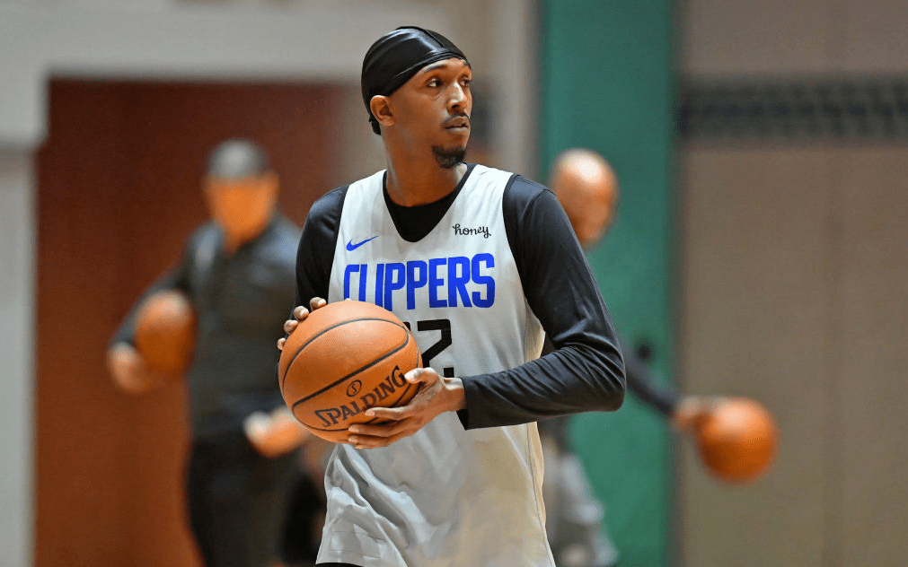 中甲战报：罗萨、姜积弘破门，广州豹3-1南通仍冲超失败（中甲赛报：罗萨、姜积弘建功，广州豹3-1南通仍无缘冲超）