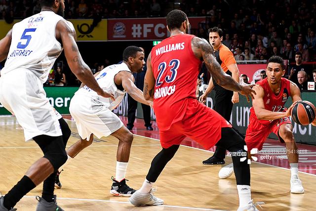 卫报：巴萨将凯恩视为取代莱万的首选目标，很可能激活违约金（卫报：巴萨将凯恩列为莱万接班首选，或启动解约金条款）